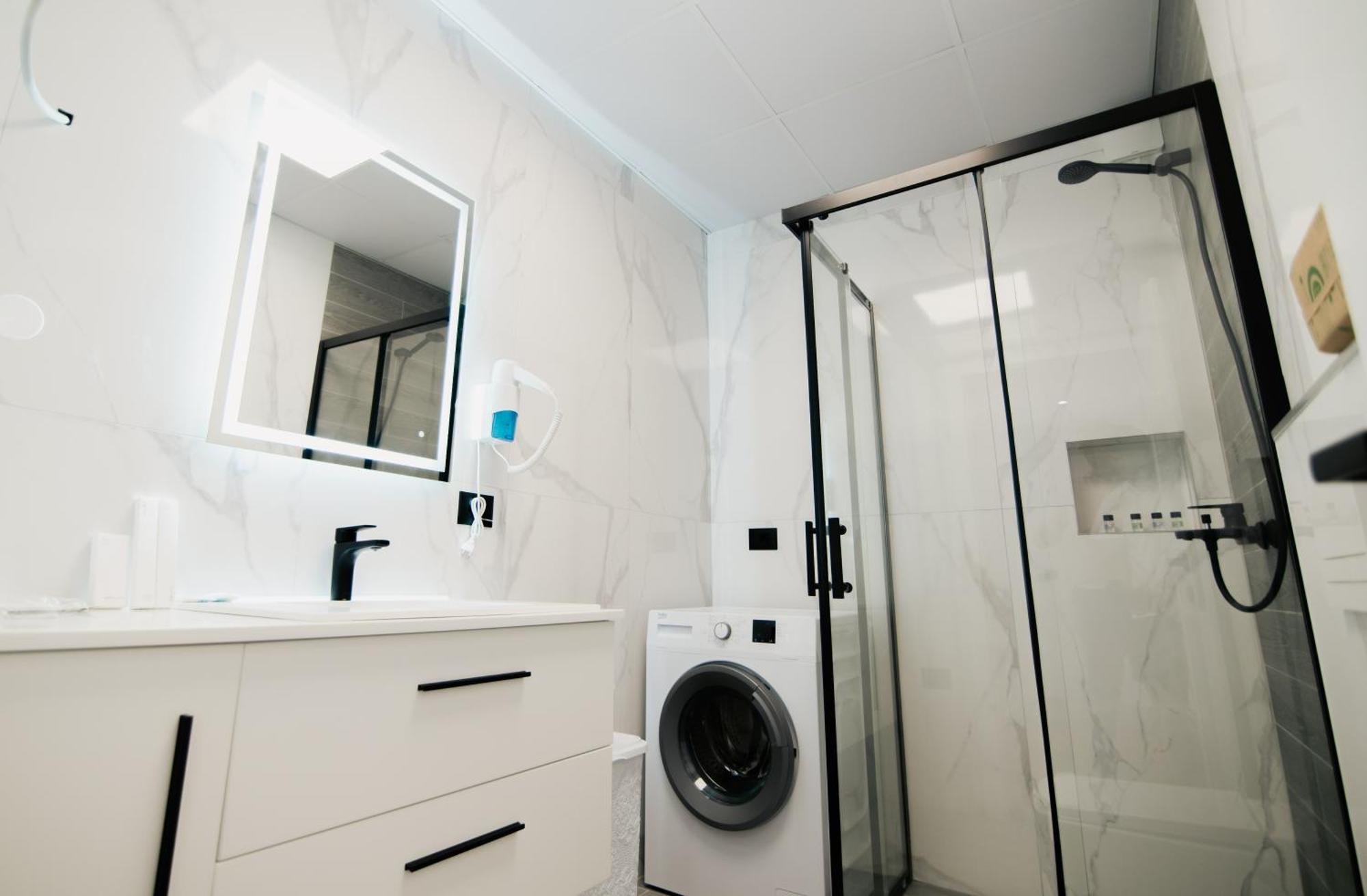 Froa Luxury Apartment Debar Bagian luar foto