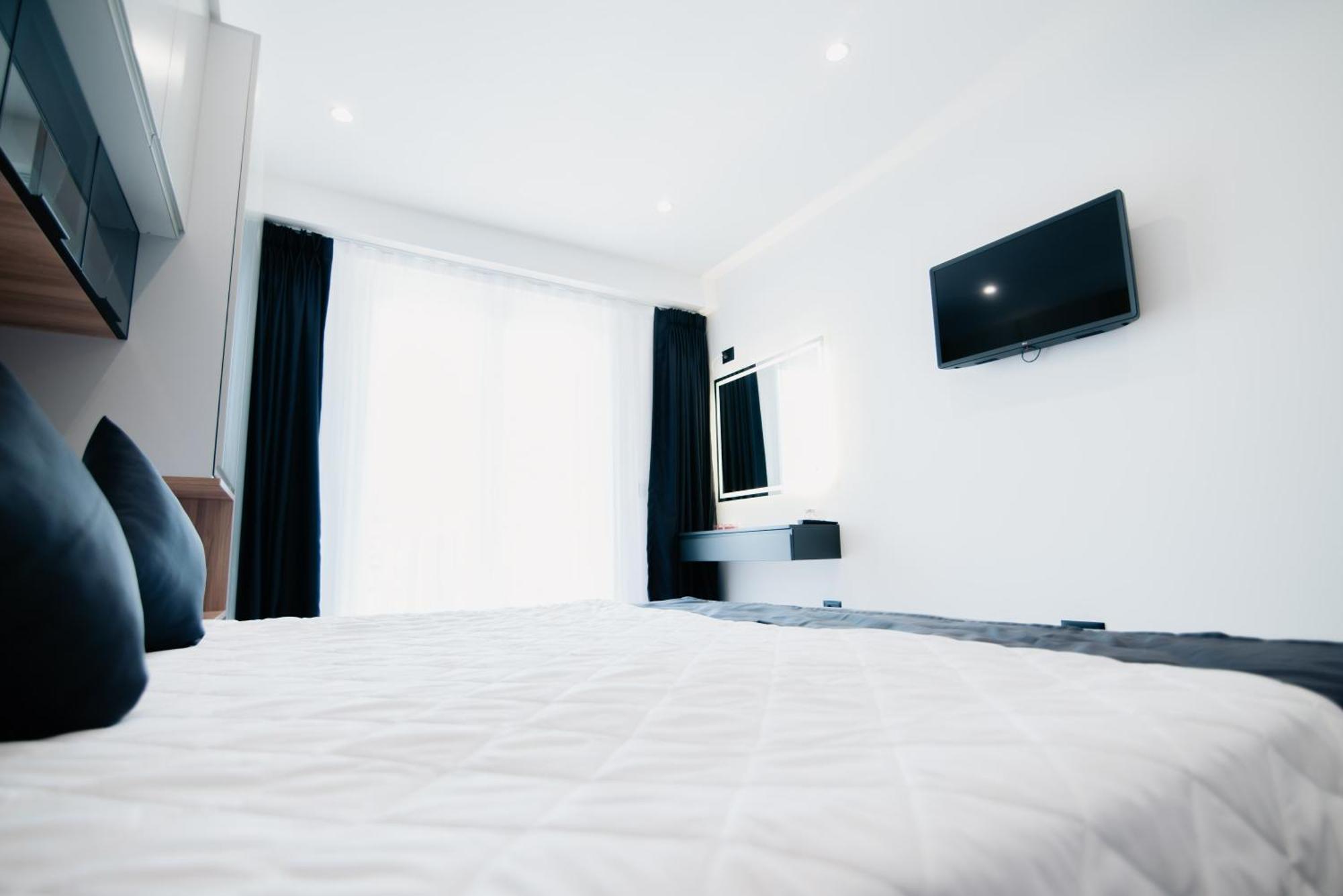 Froa Luxury Apartment Debar Bagian luar foto